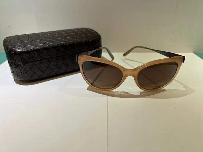 Oculos Bottega Veneta