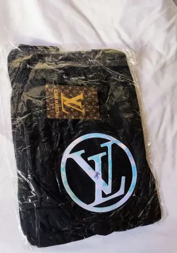 Camisa Louis vuitton G preta peruana