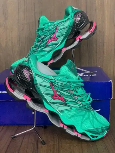Mizuno Pró 7 veja mais cores disponíveis 