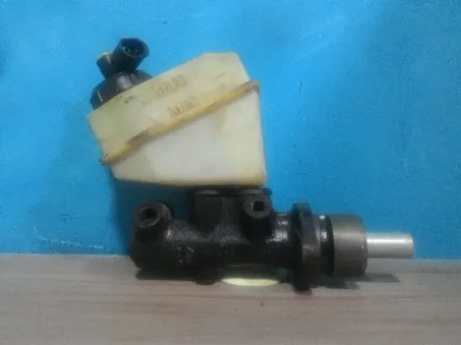 Cilindro Mestre Renault Clio 2001 a 2012  *1C