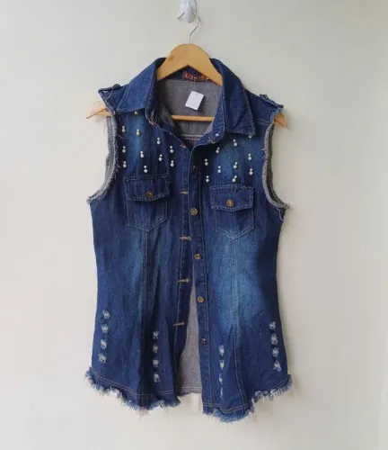 Colete jeans alongado tam M