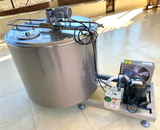 Tanque de Leite Resfriador 300 Litros Tina Maturação Misturador Açaí Inox Revisado 
