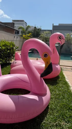 Boias Infláveis Flamingo Gigante (Floatie Kings)