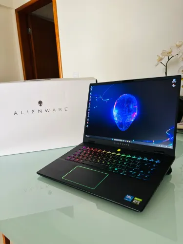 Alienware M16 R2 Core ultra 9 RTX 4070 32gb (NF e garantia Premium)