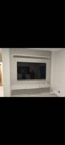 Painel Ripado Off White Novo
