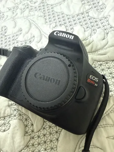 Máquina fotográfica Canon EOS