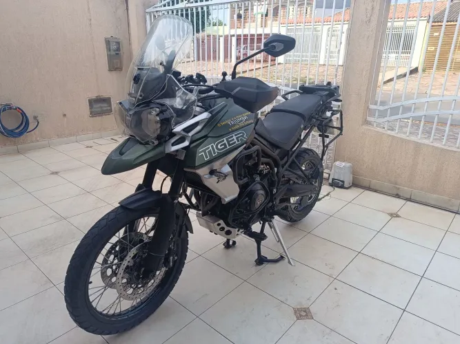 Tiger 800 xcx verde