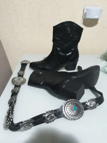 Bota country feminina preta
