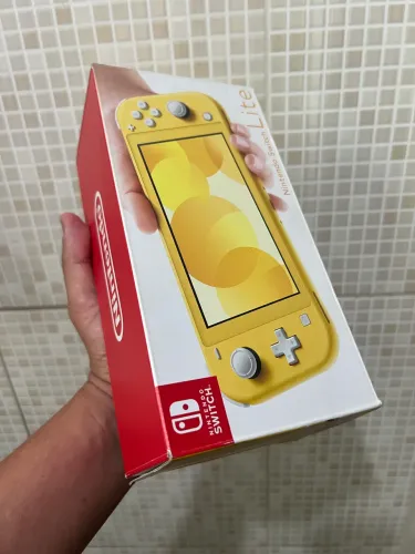 Console Nintendo Switch Lite 32gb Standard Amarelo