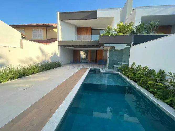 CASA - CONDOMINIO RIO MAR- BARRA DA TIJUCA