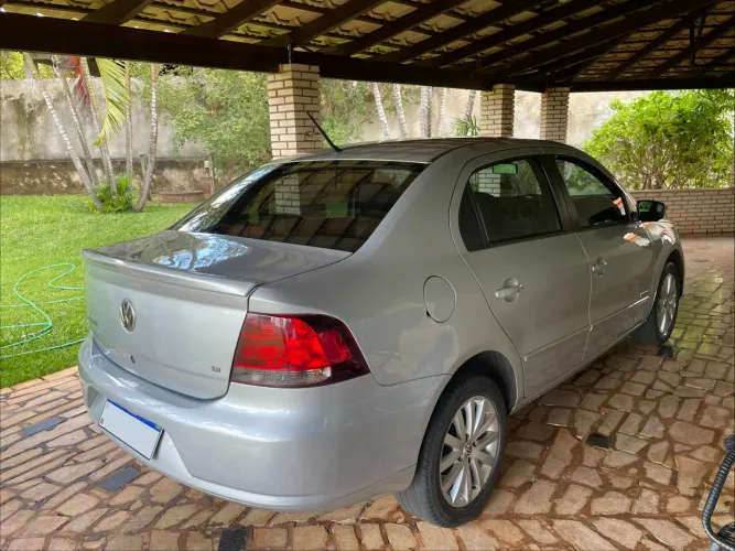 Volkswagen Voyage Comf/highli. 1.6 MI T.flex 8V 4P 2010