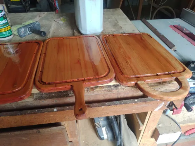 Tábuas de madeira artesanais para cozinha