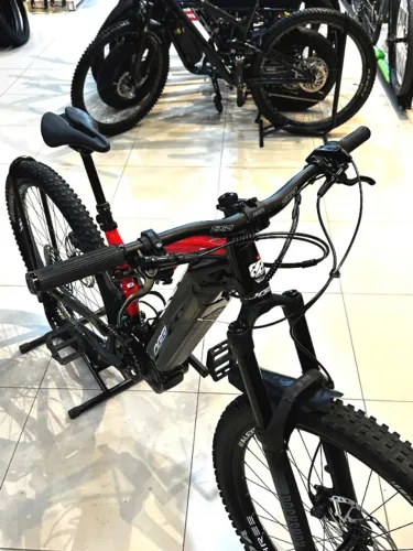 Bicicleta Elétrica Oggi Razzo T130