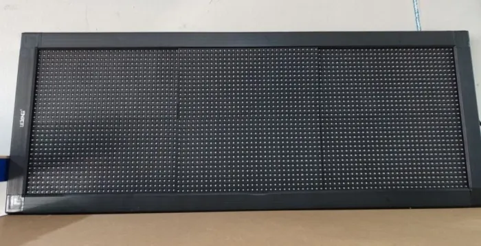 Painel de LED para uso externo e interno