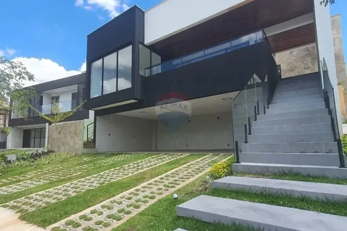 Casa no Alphaville Pernambuco I - 4 Quartos, 303m²