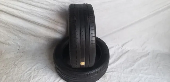 Par de Pneu Continental Premium Pontact 6 235/50/19 #170
