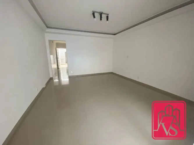 Casa com 3 dormitórios à venda, 145 m² por R$ 750.000,00 - Vila Planalto - São Bernardo do