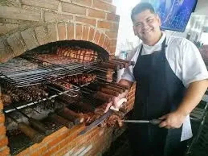 CHURRASQUEIRO PARA EVENTOS Chama a Nossa empresa !71 9_8_3_9_9_7_9_0-4