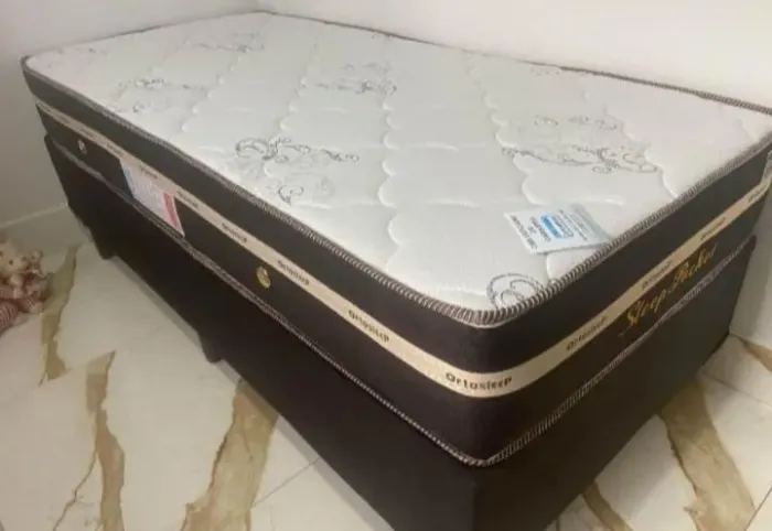 Cama solteiro box e colchão