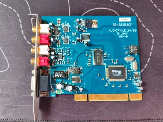 Placa de Áudio M-AUDIO 2496 