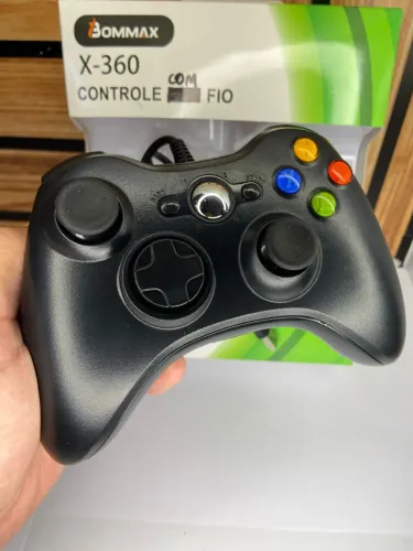 Controle de Xbox360 Preto Lukton an3