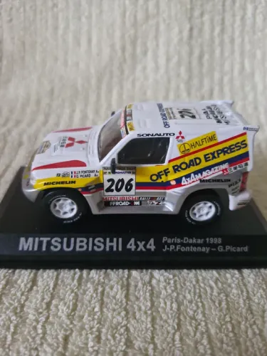 Miniatura Mitsubishi 4x4 Coleção 100 anos do Automóvel de Competição
