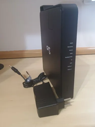 Modem roteador Wi-Fi Pace modelo V5471 usado