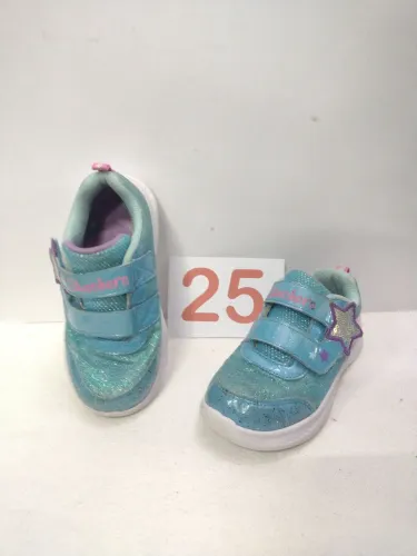 Tênis Infantil Skechers Tam. 25 em ótimo estado