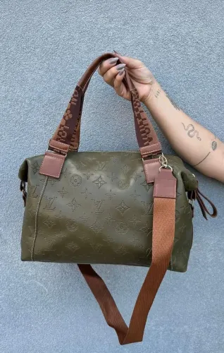 Bolsa Louis Vuitton Verde