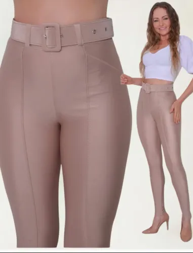 Conjunto calça Prada e cropped 