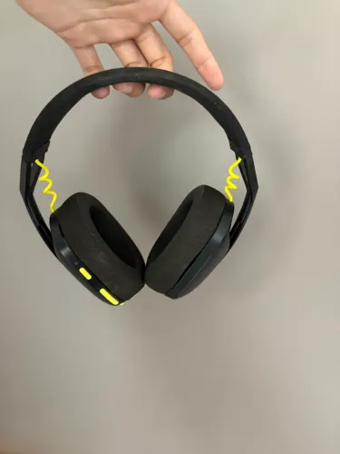 Fone gamer logitech g435