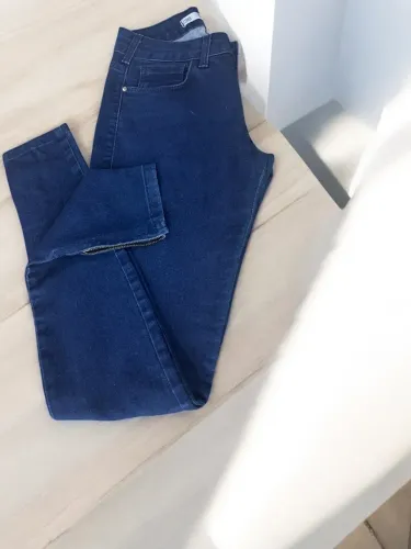Calça feminina Jeans Skinny Azul escuro