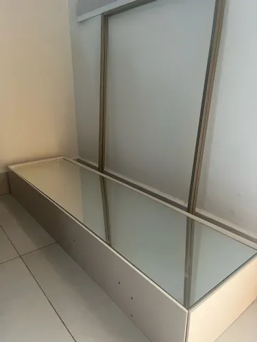 Vende se aparador