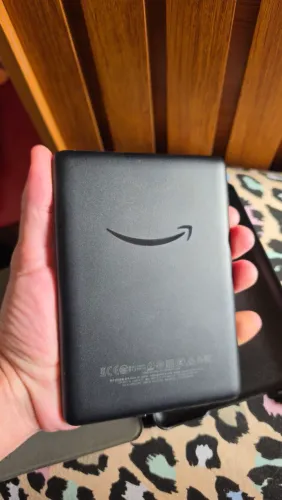 Kindle Amazon + Capa Original - Excelente Funcionamento