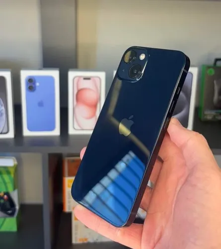 IPHONE 13 - 128GB - 1800$