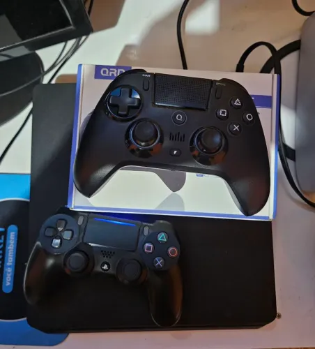 Ps4 slim 500GB (leia a descrição).