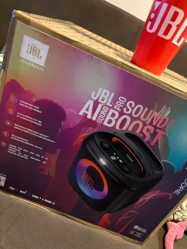 Caixa JBL party box