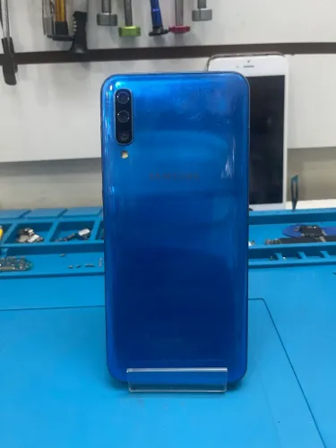 Samsung A50