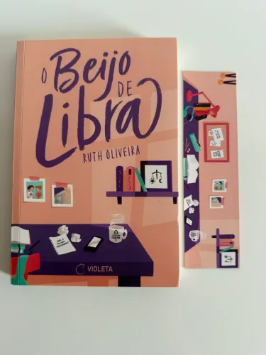 Livro O Beijo De Libra - Ruth Oliveira