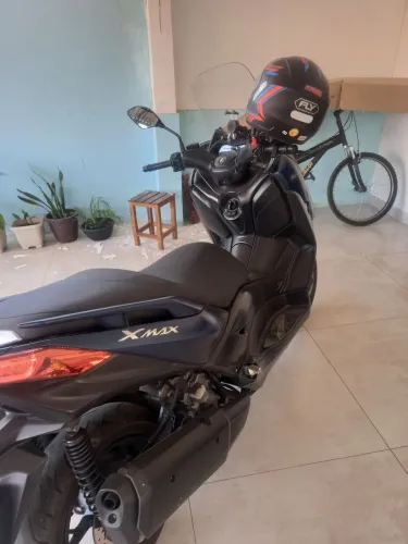 XMAX AZUL 2021