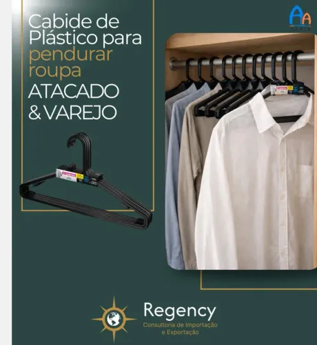 Cabide de roupa (plástico)