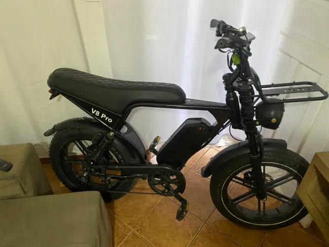 Bicicleta elétrica V8 Pro / Semi Nova