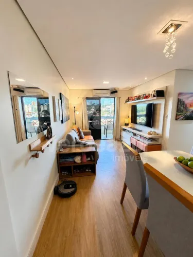 Apartamento de 75m²/ 3 dorm/ 1 súite/ 2 vagas/ Ao lado da Lagoa do Taquaral Campinas-SP
