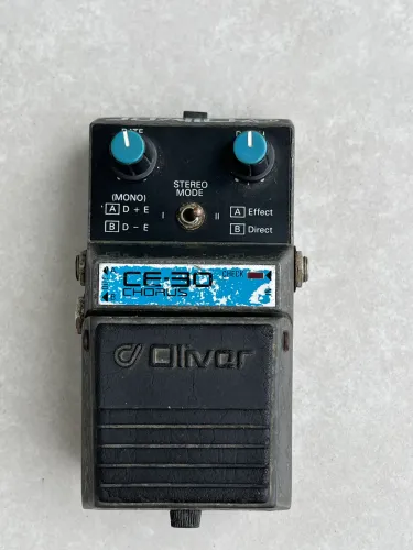 Pedal Oliver CE-30 Stereo Chorus