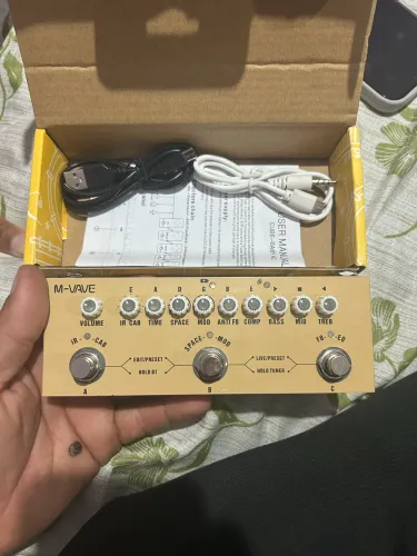 Pedal de efeito M-veve cube baby 