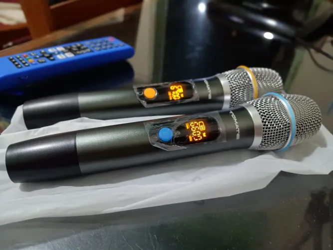 Microfone ? sem fio marca tomate