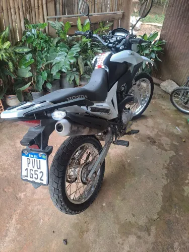 Vendo ou troco bros por moto de menor valor