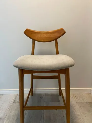  2 Banquetas de Alto padrão Sier Joana -Modelo Baixo 
