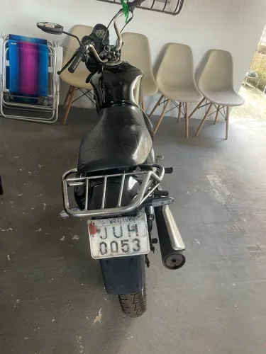 Vendo moto Honda titan