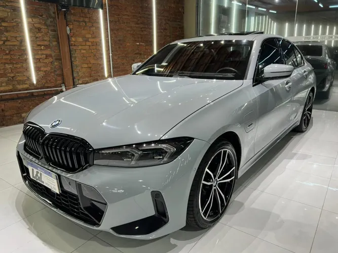 BMW 330E M Sport 2.0 Turbo Híbrido AU 2023